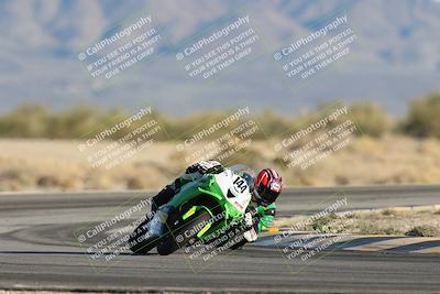 media/Dec-07-2025-CVMA (Sun) [[3e7d2de5dc]]/Race 16-Formula Middleweight/